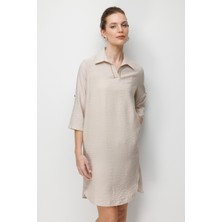 Desen Triko Kadın Yakası Yaldız Işlemeli Elbise Bej