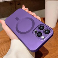 Ucuc iPhone 15 Pro Uyumlu Metalik Dokulu Kamera Koruma Anti-Darbe Manyetik Silikon Kılıf