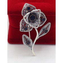 Midyat Nurtaş Gümüş Safir Taşlı Zambak Model Telkari Gümüş Kadın Broş 201025412