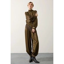 Reyon Haki Saten Şal Detaylı Bluz Pantolon Takım