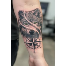 Dövme Kutusu Sarı Gözlü Kurt ve Pusula Geçici Dövme - Vahşi Doğa Tasarımı