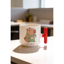 BB Design Kapibara Barista Tasarımlı Kırmızı T Kulplu Seramik Baskılı Kupa Bardak 250 ml