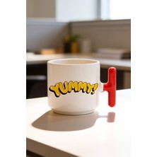 BB Design Yummy Tasarımlı Kırmızı T Kulplu Seramik Baskılı Kupa Bardak 250 ml