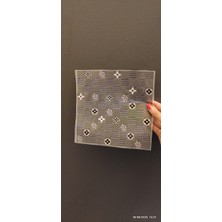 Gönülden Tasarım Ütü Ile Yapışan Ekose Çiçekli Transfer Baskı Arma 20X20 cm