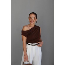 Purple By Banu Kahverengi Kayık Yaka Drapeli Bluz