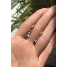Spossy Silver Jewelry Dikdörtgen Baget Taşlı Küpe