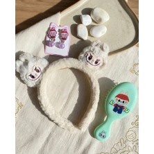 The Littles Kids Kız Çocuk Labubu Bebek Figürlü Bir Adet Peluş Taç Sıkıştırmalı Küpe ve Yeşil Renk Tarak Aksesuar Set