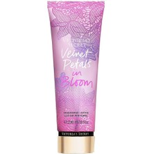 Victoria's Secret Velvet Petals In Bloom Fragrance Lotion 236 ml Kadın Vücut Losyonu