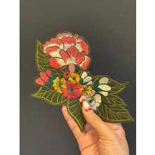 Gönülden Tasarım Çiçekli Arma Dikiş Aplike 20x14 cm Ütü Ile Yapışan Renkli Malzeme Özellikleri