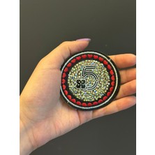 Gönülden Tasarım Ütü Ile Yapışan 5 Rakamlı Taşlı Arma Dikiş Aplike Çap 8 cm