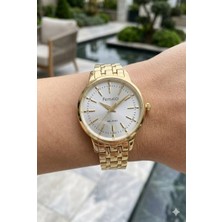 Ferrucci Şık Tasarım Kadın Kol Saati | 30 mm Çelik Kasa, Altın Metal Kordon, Gümüş Kadran