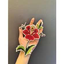Gönülden Tasarım Ütü Ile Yapışan 18X13 cm Nakış Işleme Çiçek Arma Dikiş Aplike