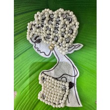 Gönülden Tasarım Inci Boncuk Işleme Keçe Kadın Arma Dikiş Aplike 20X12 cm