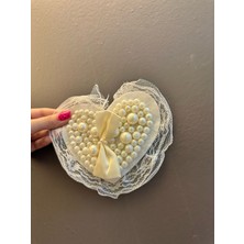 Gönülden Tasarım 24X24 cm Inci Boncuk Işleme Kalp Arma Dikiş Aplike