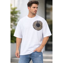 Zueofficial %100 Pamuk Oversize Erkek Tişört Arkası Desenli Salaş Beyaz T-Shirt