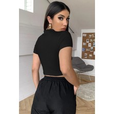 Modi Green Modig Kadın Siyah Göğüs Dekolteli Yarım Kollu Cut Out Crop Top Bluz