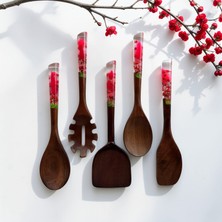 Lotusspoon Red Velvet Serisi Premium El Yapımı Akasya Ağacı 5 Parça Pişirme, Servis, Kaşık ve Spatula Seti