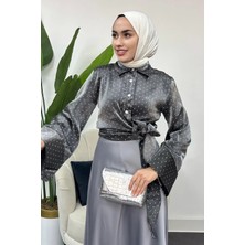 Tesettür Diyarı Kadın Saten Kumaş Puantiyeli Bağlamalı Gömlek-Antrasit