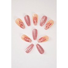 Pop Beauty Takma Tırnak Seti 28 Adet Farklı Desenler ve Zararsız Yapıştırıcı ile Kalıcı Parlaklık