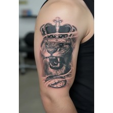 Dövme Kutusu Geçici Dövme – Aslan ve Saat 3D Motifi ile Güç, Zamanın Hakimiyeti ve Liderliğin Sembolü!