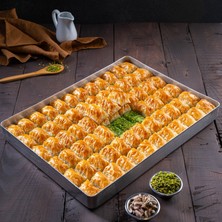 Hafız Usta Fıstıklı Tepsi Baklava