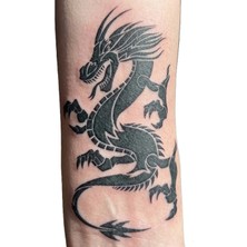 Dövme Kutusu Geçici Dövme | Ejderha Tasarımı – Gücün, Efsanenin ve Yıkımın Simgesi