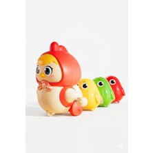 Gökyüzü Işığı Neşeli Tavuk Ailesi - Kurmalı Anne Tavuk ve 3 Adet Mıknatıslı Civciv Çocuk Oyuncağı - Kırmızı