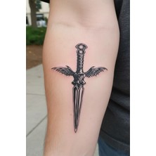 Dövme Kutusu Geçici Dövme | Kılıç Tasarımı – Cesaretin, Gücün ve Savaşçılığın Simgesi