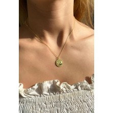 Spossy Silver Jewelry Ay ve Yıldızlı Plaka Kolye
