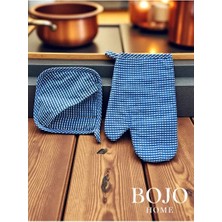 Bojo Home Mavi Beyaz Kareli 2'li Fırın Eldiveni ve Tutacak Seti – Isıya Dayanıklı Mutfak Ekipmanı