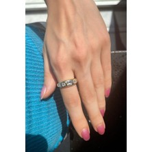 Spossy Silver Jewelry Kare Taşlı Yüzük