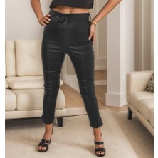 Bizcomoda Kadın Yüksek Bel Yanlardan Incili Yırtmaçlı Uzun Deri Tayt