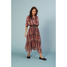 Nisan Triko Kemerli Kareli Uzun Elbise