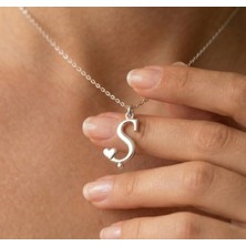 Ashak Accessories Kadın 925 Ayar Gümüş Zincirli Ş Harfi Kalpli Baş Harfli Kalp Harf Alfabe Isim Kolye