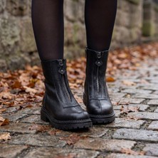 Çiğdem Kundura Bralt - Hakiki Deri Ön Fermuar Detaylı Ortopedik Kadın Bot - Siyah - 40