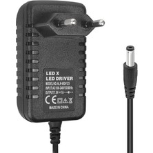 Pazarcan PM-16740 7.8 Volt - 1.2 Amper 5.5*2.5 mm Uçlu Plastik Kasa Adaptör