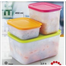 Tupperware Alaska Set.