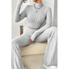 Ang Butik Kadın Gri Çizgili Boğazlı Crop Top ve Yüksek Bel Pantolon Takım