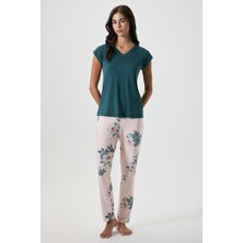 Catherine's V Yaka Çiçek Desenli Pijama Takımı