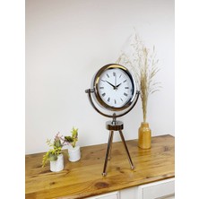 By Nevser Krom Metal Mini Tripod Desenli Roma Rakamlı Masa Saati