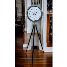By Nevser Elegance Desenli Tripod Ayaklı Saat
