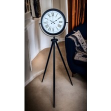 By Nevser Siyah Roma Rakamlı Lüks Tasarım Tripod Ayaklı Saat