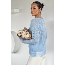 Gülseli Kadın V Yaka Ajurlu Güpür Detaylı Triko Bluz P-00020935