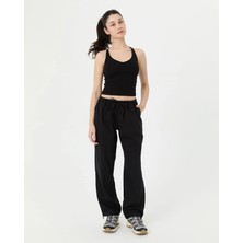 Ayma Active Siyah EcoVero™Viskoz Göğüs Pedli Çapraz Ayarlanabilir Askılı V Yaka Longline Bralet