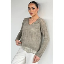Gülseli Kadın V Yaka Ajurlu Güpür Detaylı Triko Bluz P-00020935