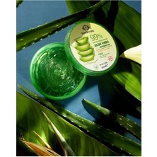 Madame Coco 300 ml Aloe Vera Ekstreli Nemlendirici Jel Yağlı Ciltler İçin Doğal İçerikli Yoğun Nemlendirme