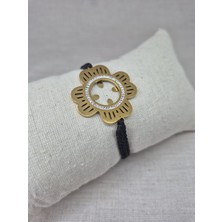 Pina Hediyelik Aksesuar Çelik Çerçeveli Çeyrek Altın Takılan Çeyrek Altın Uyumlu Makrome Bileklik