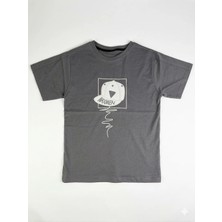 İncili Erkek Çocuk Gri Şapka Baskılı Tişört - Grafik Desenli Pamuklu Kısa Kollu T-Shirt