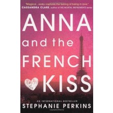 Usborne Anna And The French Kiss 1 Stephanie Perkins Ciltsiz Normal Boyut 380 Sayfa İthal Kitap