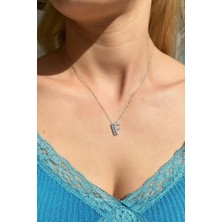 Spossy Silver Jewelry Baget Taşlı F Harfi Kolye